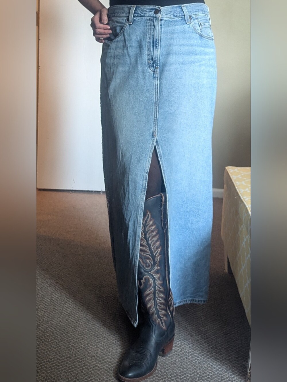 Levi's Ankle Column Maxi Skirt with Front Slit Light Blue Wash